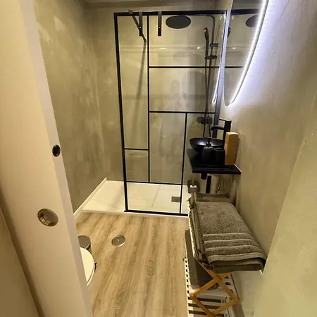 Camilas Place 2 Apartment *